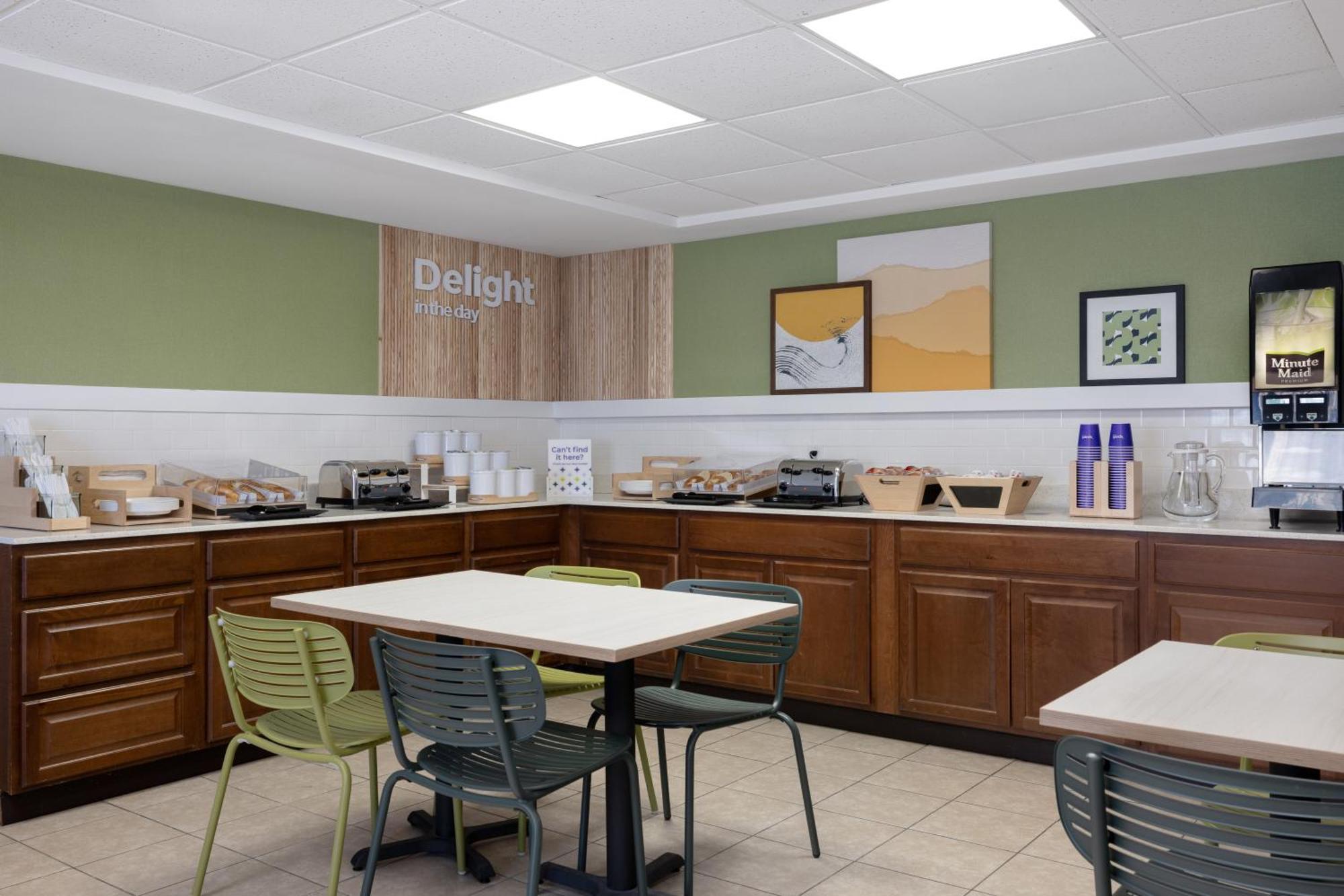 Spark By Hilton Bentonville Extérieur photo